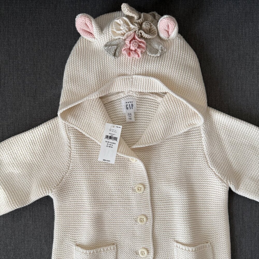 NWT Baby GAP Unicorn Sweater - 18-24 M